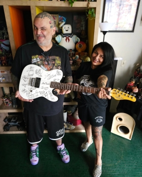 Rifa GUITARRA SCHECTER- Sol. VEGAN